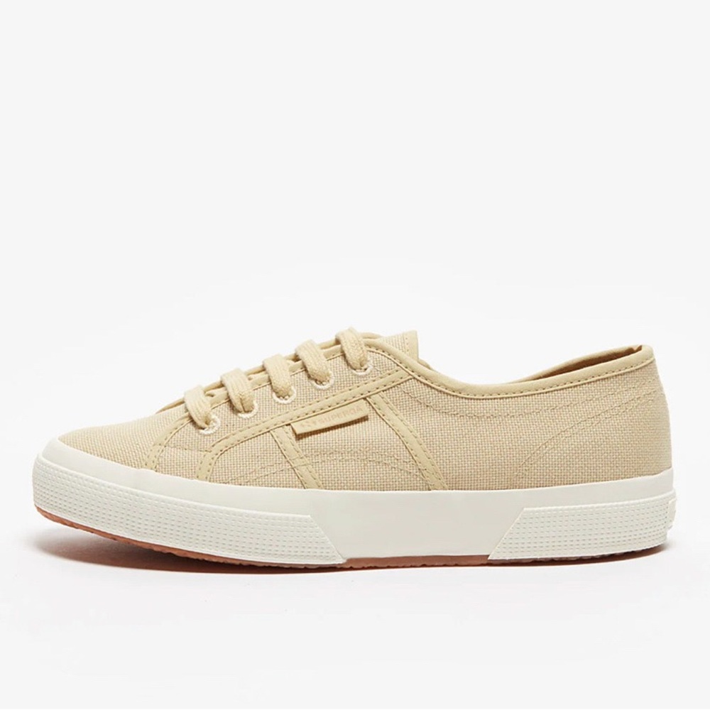 Superga 2750 sneaker in Organic Canvas Natural dye Size 6 (Fits like 5.5!)